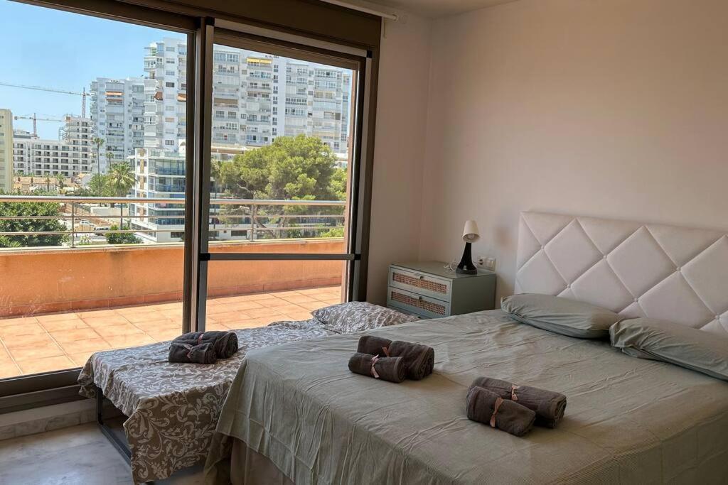 Atico Puerto Marina 2 Hab Con Piscina, 500M De La Plata Apartman Torremolinos Kültér fotó