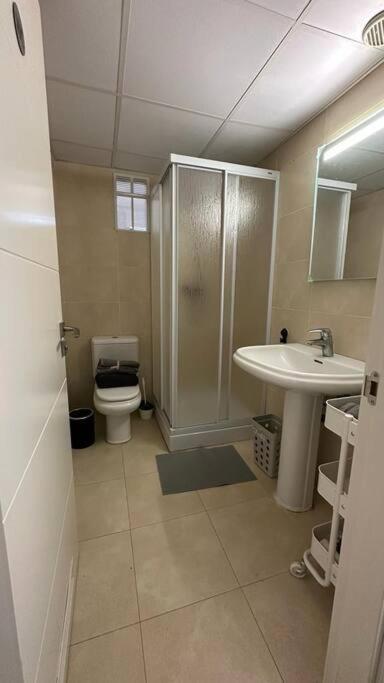 Atico Puerto Marina 2 Hab Con Piscina, 500M De La Plata Apartman Torremolinos Kültér fotó