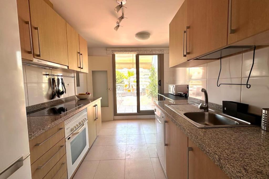 Atico Puerto Marina 2 Hab Con Piscina, 500M De La Plata Apartman Torremolinos Kültér fotó